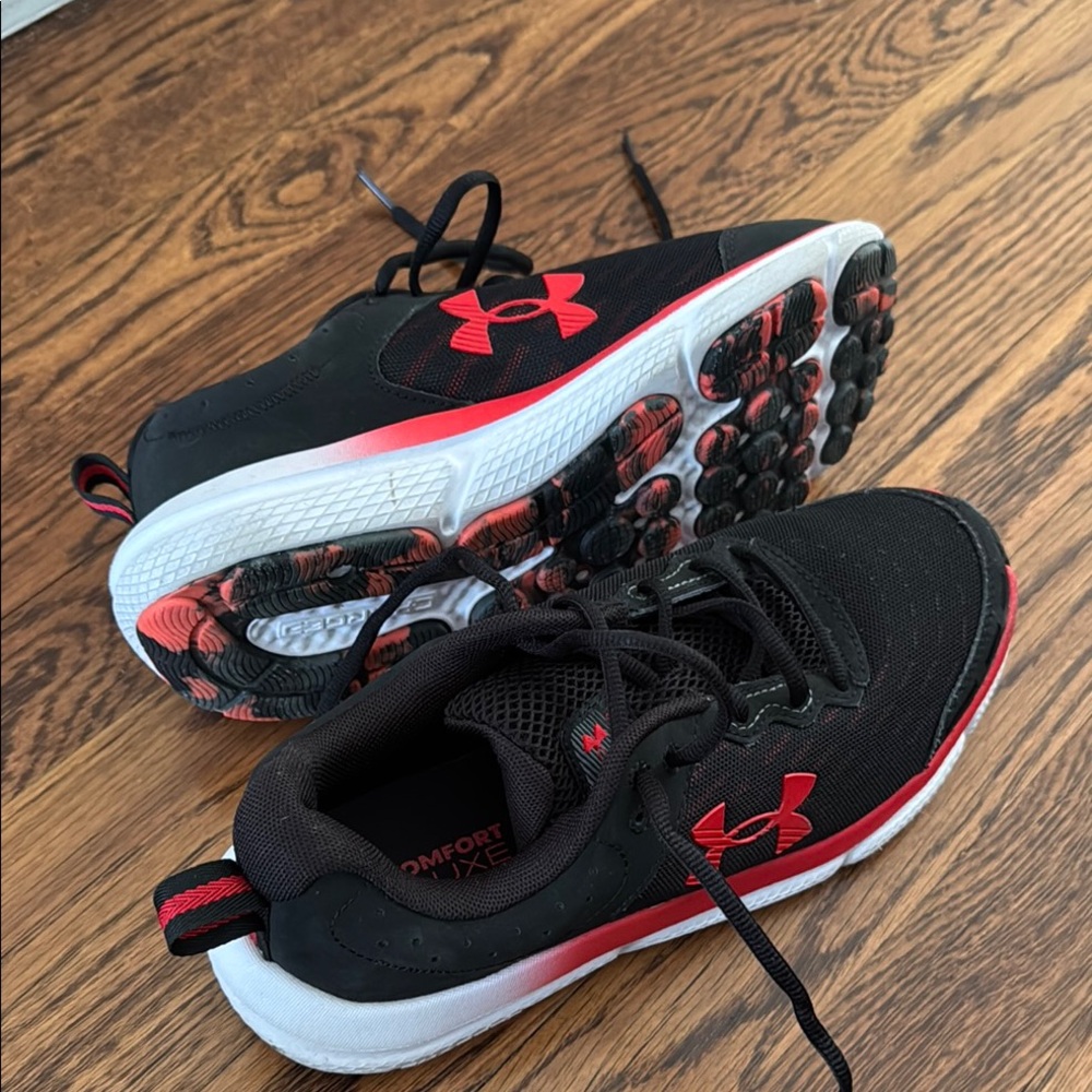 Under Armour Black and Red Athletic Shoes